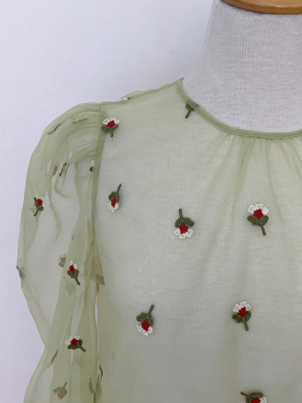 ZARA Floral Embroidered Green Organza Blouse | Size Large - Picture 4 of 13